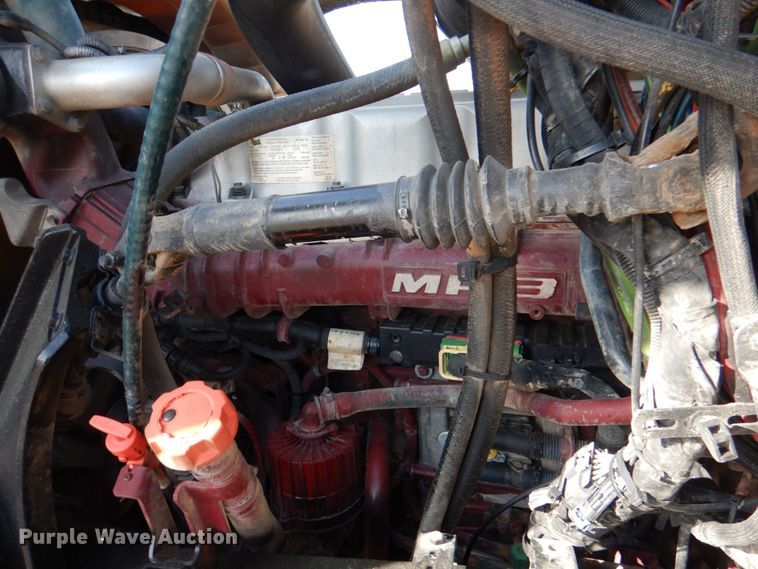 image for item KP9074 2008 Mack CHU613  water truck