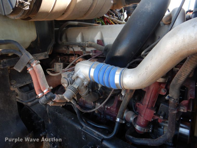 image for item KP9074 2008 Mack CHU613  water truck