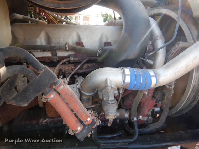 image for item KP9074 2008 Mack CHU613  water truck