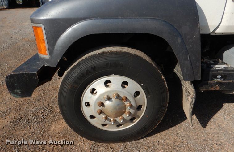 image for item KP9074 2008 Mack CHU613  water truck