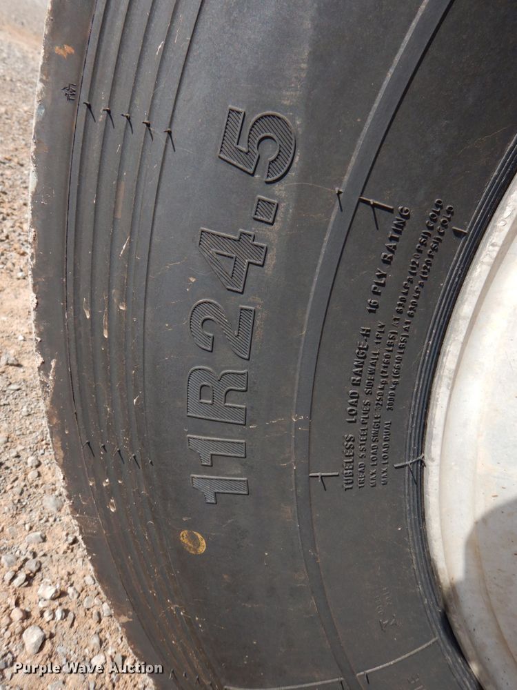 image for item KP9074 2008 Mack CHU613  water truck