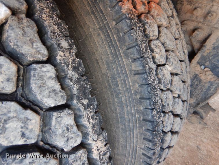 image for item KP9074 2008 Mack CHU613  water truck