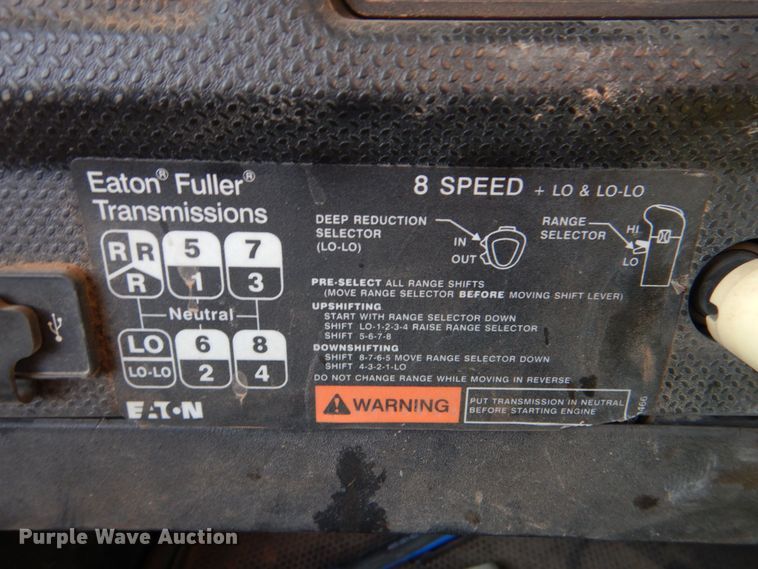 image for item KP9075 2013 Caterpillar CT660  vacuum truck