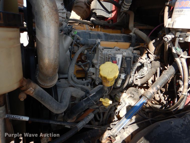 image for item KP9075 2013 Caterpillar CT660  vacuum truck