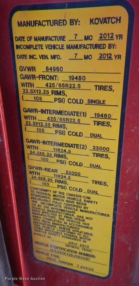 image for item KP9075 2013 Caterpillar CT660  vacuum truck