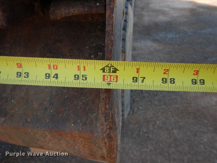 image for item KP9076 2009 Mack Granite GU713  dump truck