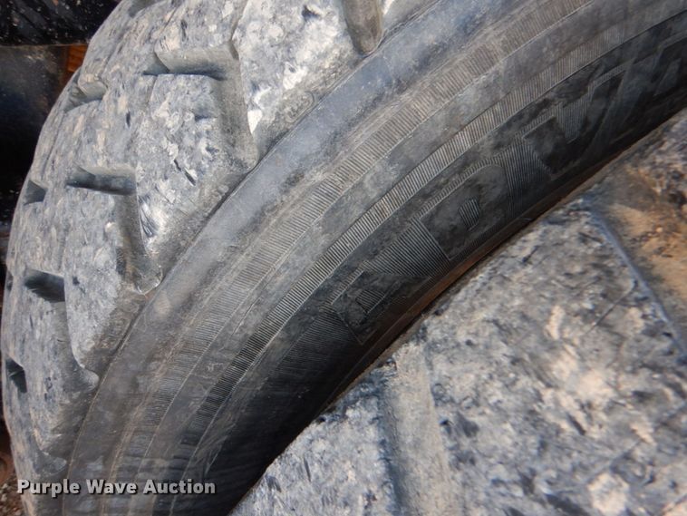 image for item KP9076 2009 Mack Granite GU713  dump truck