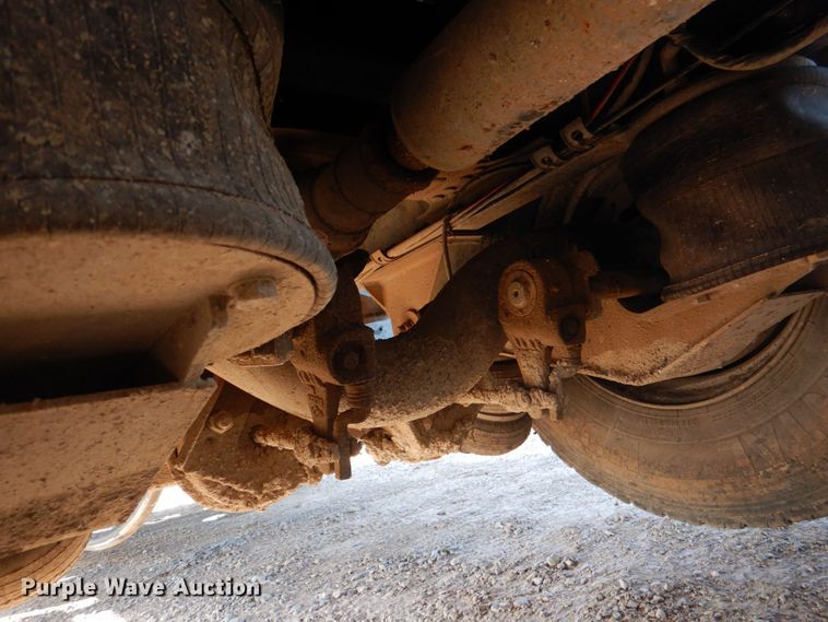 image for item KP9076 2009 Mack Granite GU713  dump truck