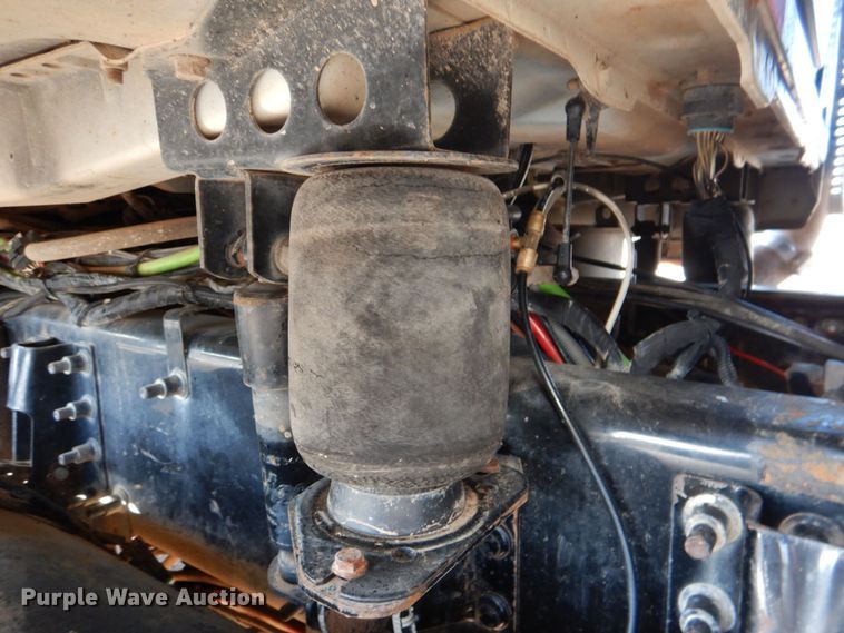 image for item KP9076 2009 Mack Granite GU713  dump truck