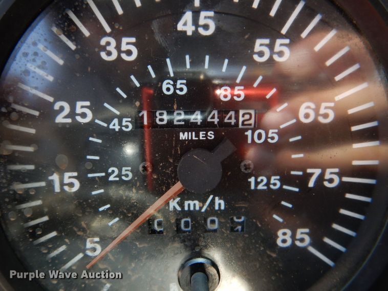 image for item KP9120 1995 Mack CH613  water truck