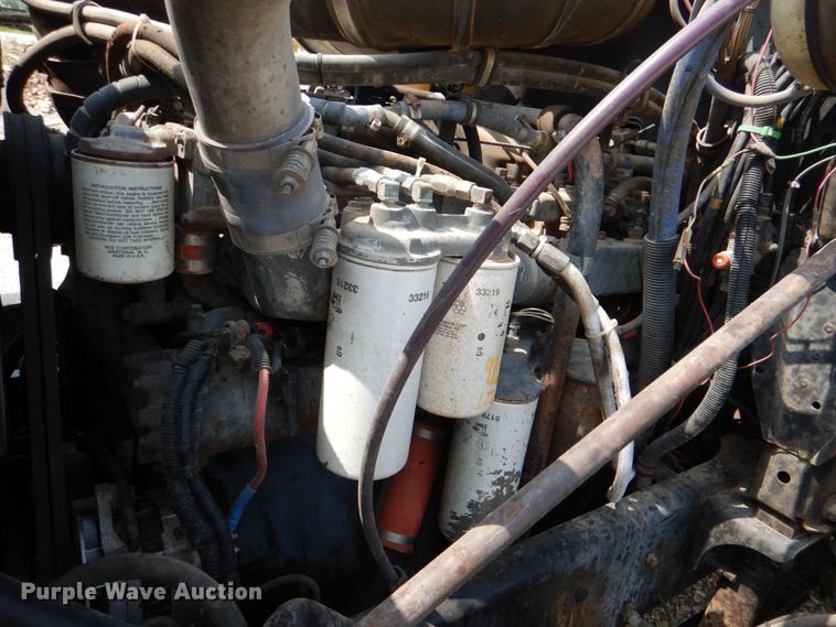 image for item KP9120 1995 Mack CH613  water truck