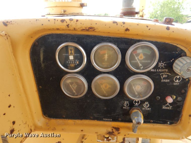 image for item KP9129 1979 Caterpillar D7G  cable plow