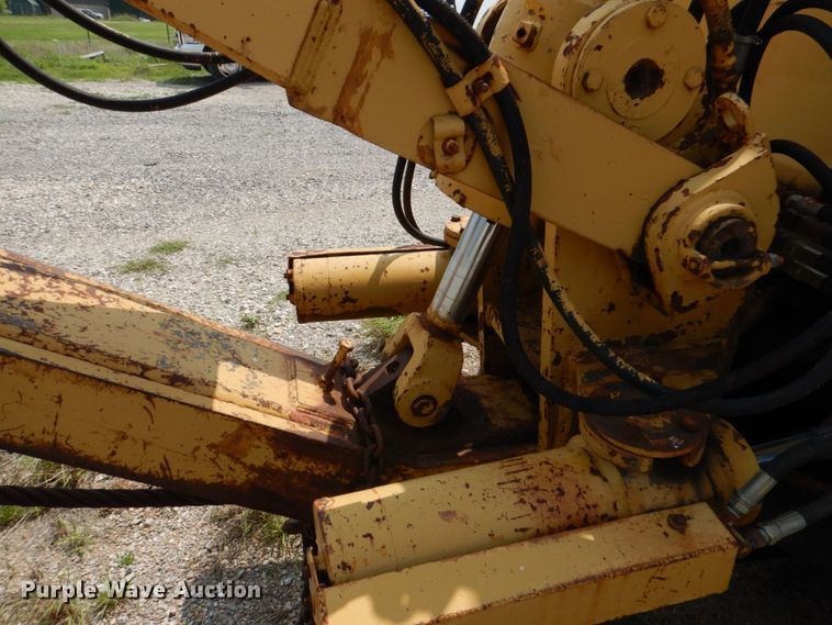 image for item KP9129 1979 Caterpillar D7G  cable plow