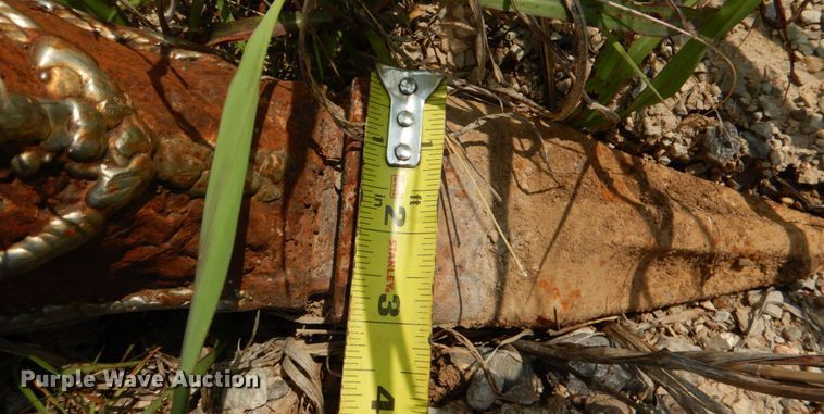 image for item KP9129 1979 Caterpillar D7G  cable plow