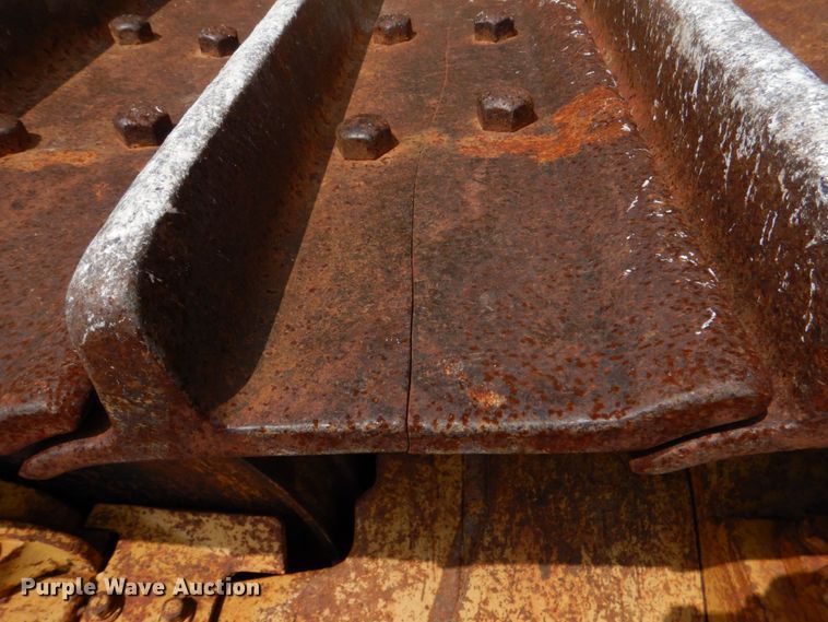 image for item KP9129 1979 Caterpillar D7G  cable plow