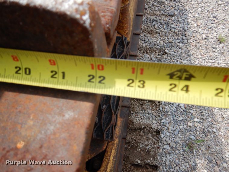 image for item KP9129 1979 Caterpillar D7G  cable plow