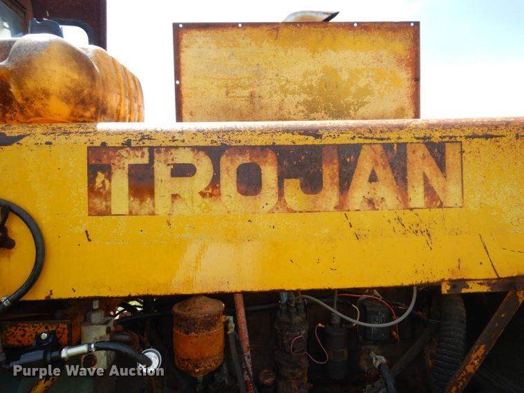 image for item KR9300 Trojan 134  wheel loader