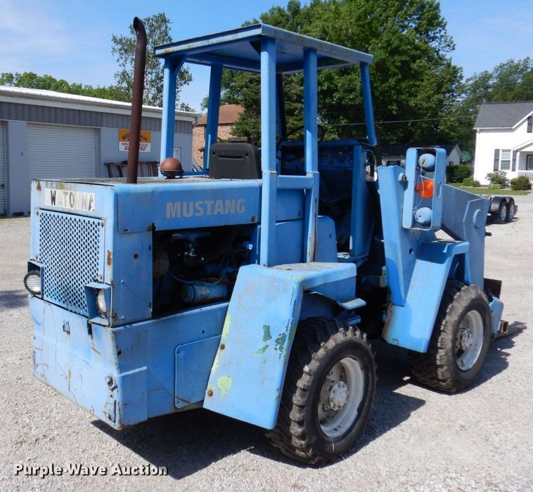 image for item KR9301 Mustang 770  wheel loader