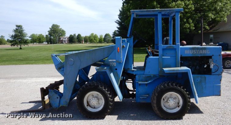 image for item KR9301 Mustang 770  wheel loader