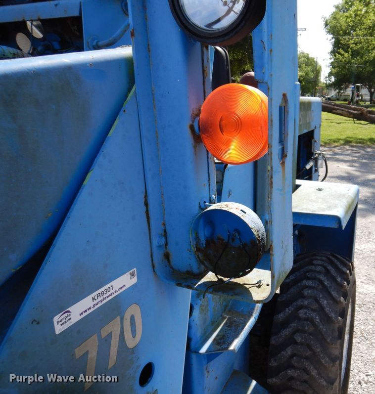image for item KR9301 Mustang 770  wheel loader