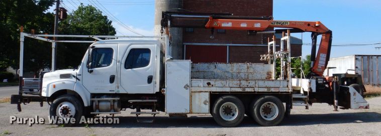 image for item KR9302 2005 Freightliner Business Class M2  crane truck