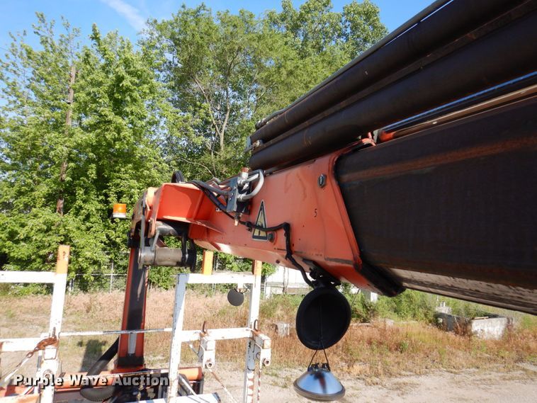 image for item KR9302 2005 Freightliner Business Class M2  crane truck