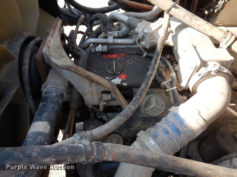 image for item KR9302 2005 Freightliner Business Class M2  crane truck