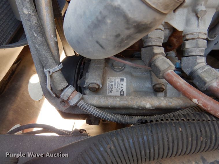 image for item KR9302 2005 Freightliner Business Class M2  crane truck