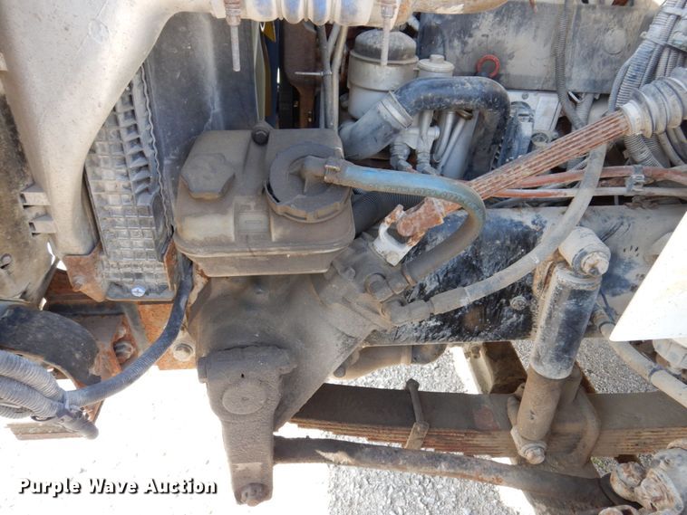 image for item KR9302 2005 Freightliner Business Class M2  crane truck