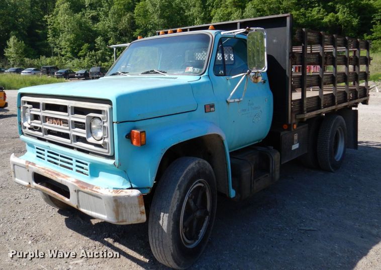 image for item KR9305 1983 GMC C6000  dump flatbed truck