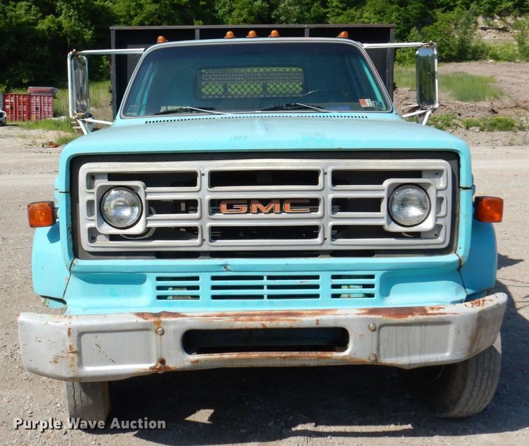 image for item KR9305 1983 GMC C6000  dump flatbed truck