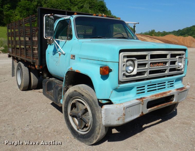 image for item KR9305 1983 GMC C6000  dump flatbed truck