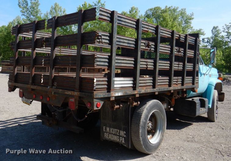 image for item KR9305 1983 GMC C6000  dump flatbed truck