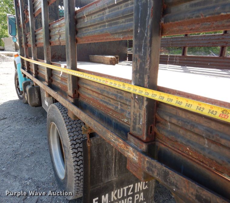 image for item KR9305 1983 GMC C6000  dump flatbed truck