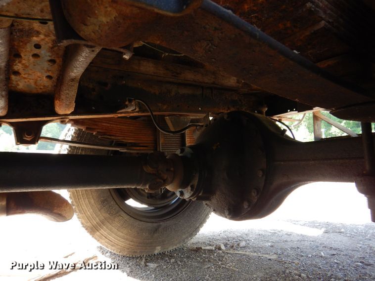 image for item KR9305 1983 GMC C6000  dump flatbed truck