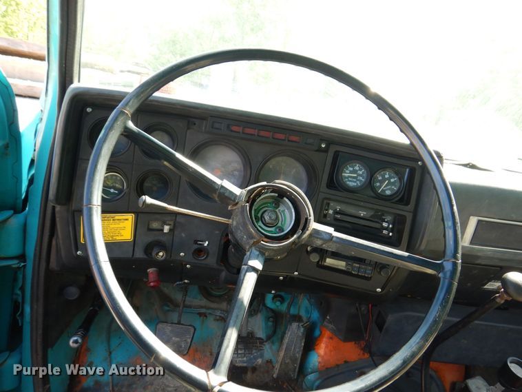 image for item KR9305 1983 GMC C6000  dump flatbed truck