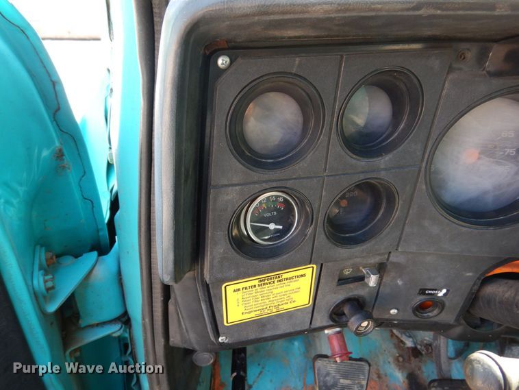 image for item KR9305 1983 GMC C6000  dump flatbed truck