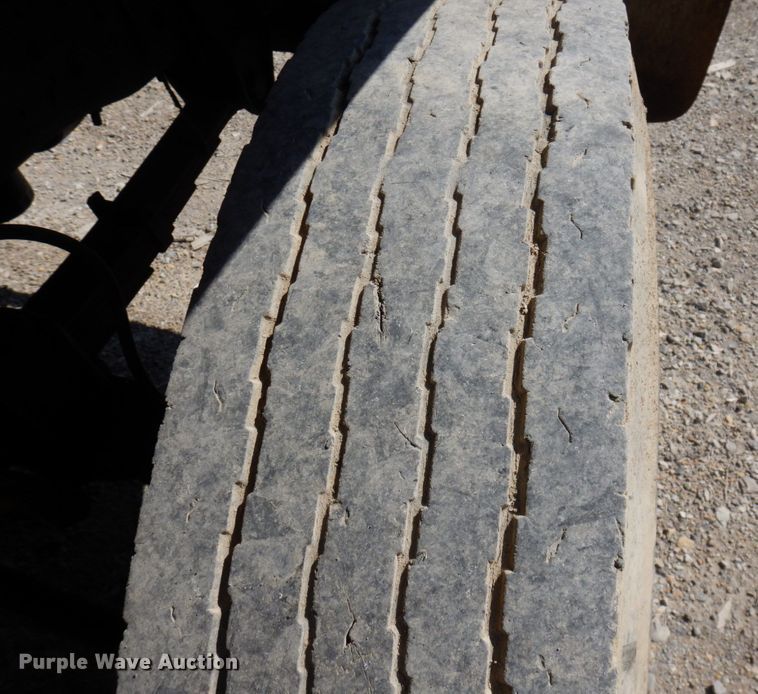 image for item KR9305 1983 GMC C6000  dump flatbed truck