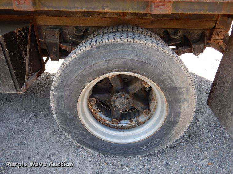 image for item KR9305 1983 GMC C6000  dump flatbed truck