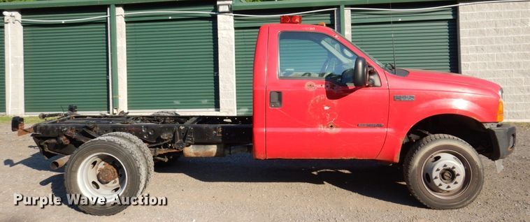 image for item KR9309 2000 Ford F550 Super Duty XL  truck cab and chassis