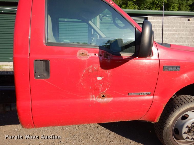 image for item KR9309 2000 Ford F550 Super Duty XL  truck cab and chassis