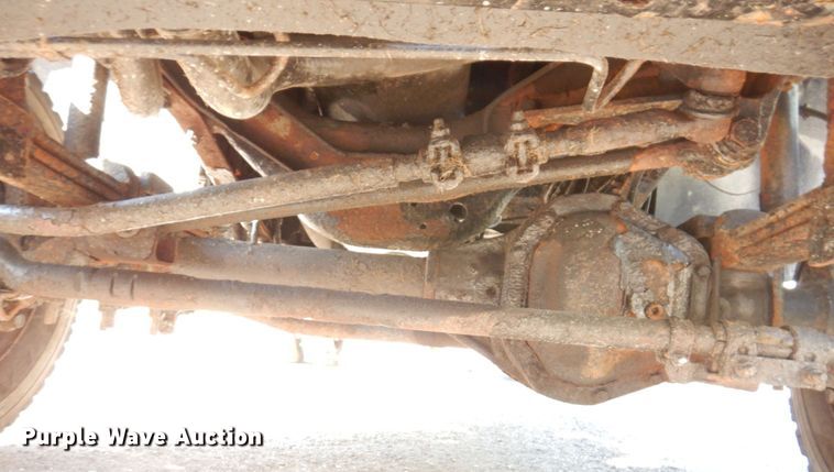 image for item KR9309 2000 Ford F550 Super Duty XL  truck cab and chassis