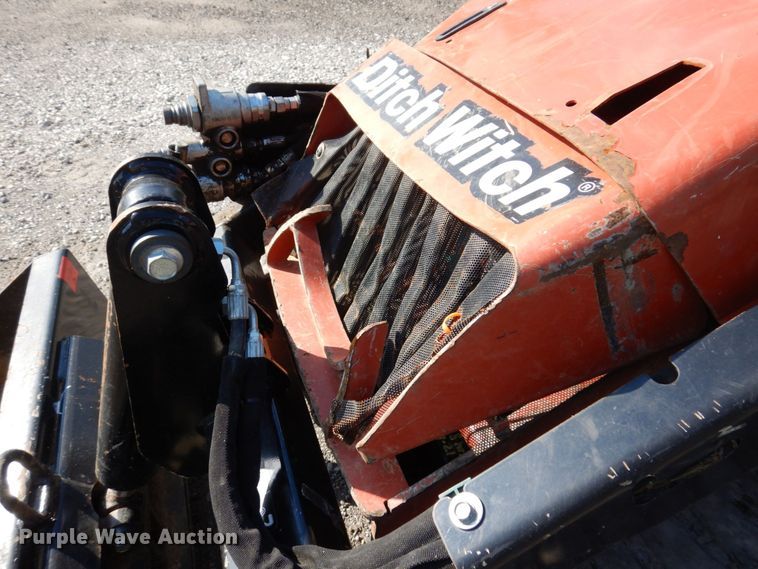 image for item KR9311 2018 Ditch Witch SK1050  compact utility loader