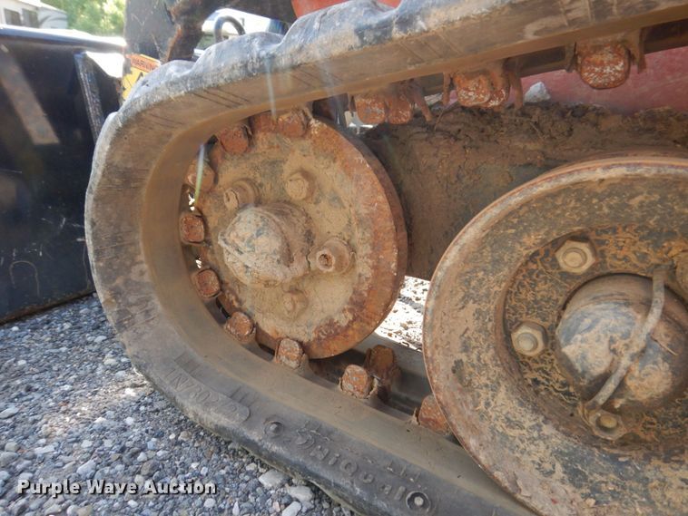 image for item KR9311 2018 Ditch Witch SK1050  compact utility loader