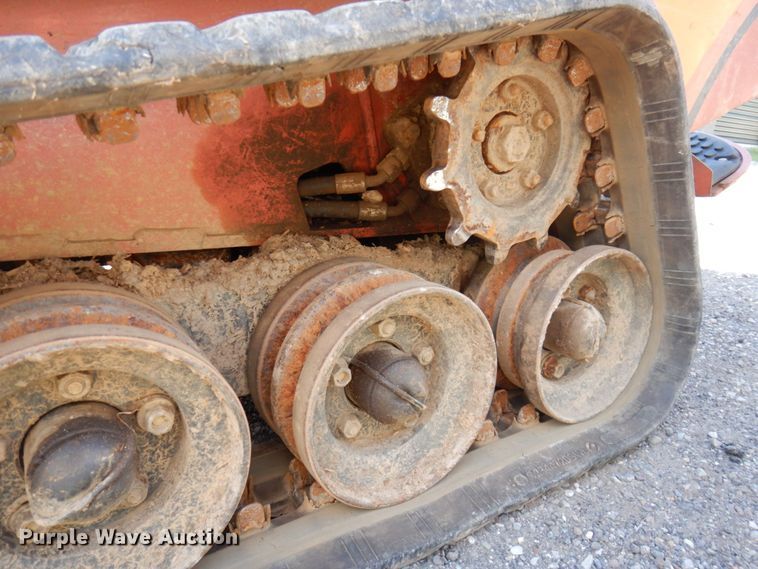 image for item KR9311 2018 Ditch Witch SK1050  compact utility loader