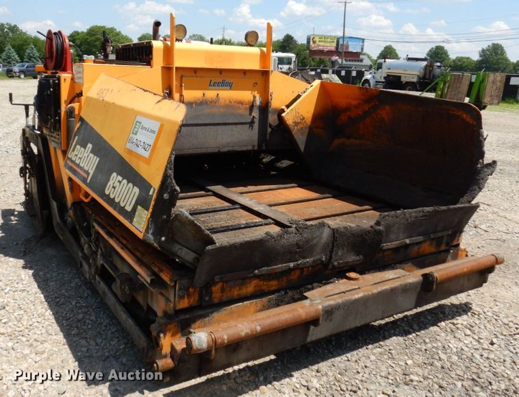image for item KR9314 2016 LeeBoy 8500D  paver