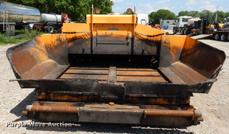 image for item KR9314 2016 LeeBoy 8500D  paver