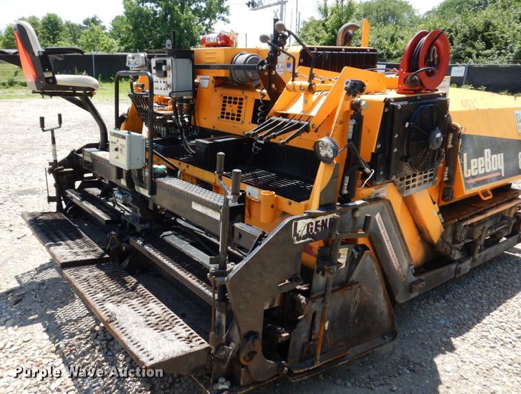 image for item KR9314 2016 LeeBoy 8500D  paver