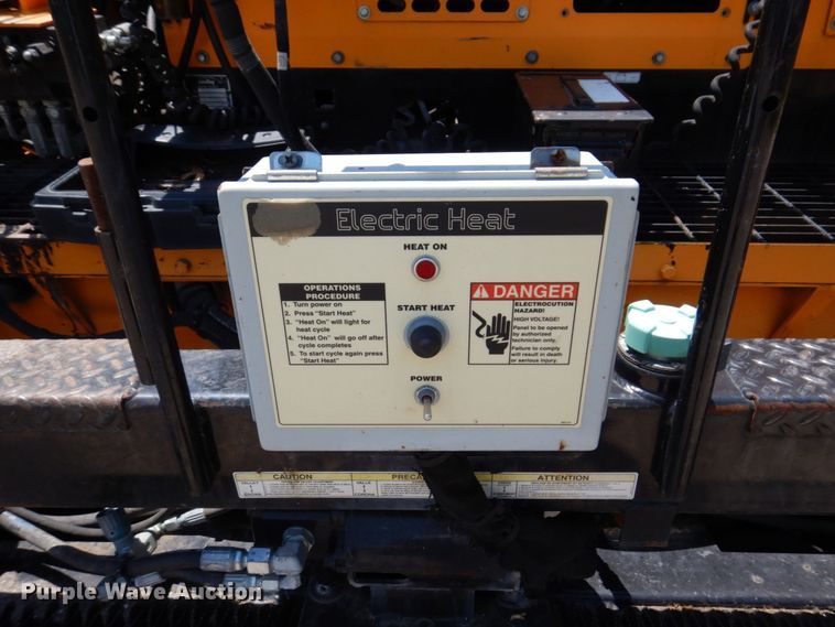 image for item KR9314 2016 LeeBoy 8500D  paver