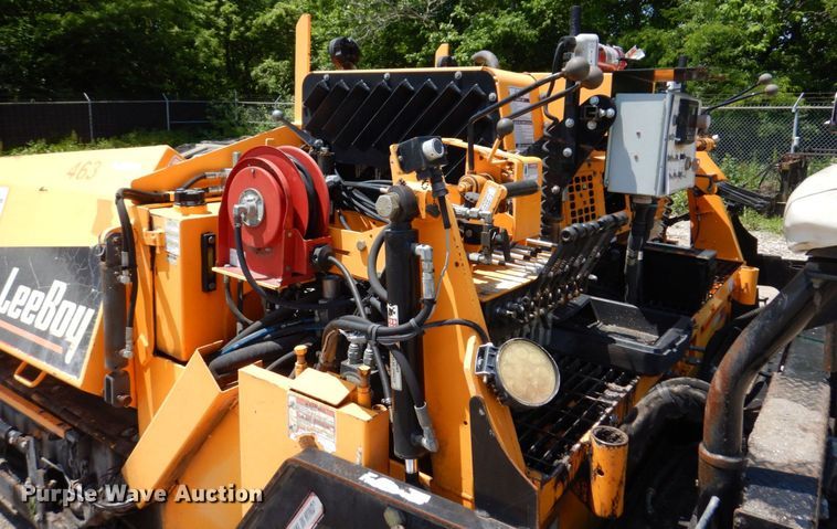image for item KR9314 2016 LeeBoy 8500D  paver